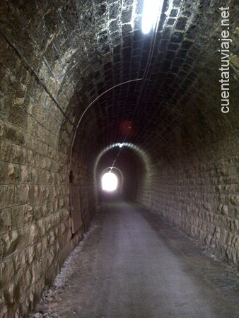 Túnel en la Vía Verde de Ojos Negros